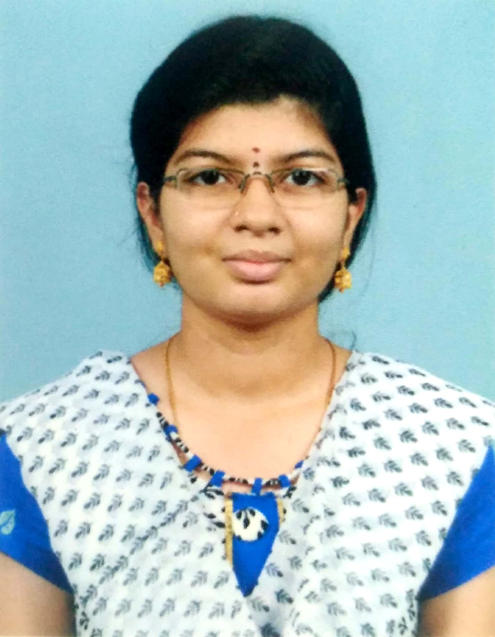 R.NANTHINI