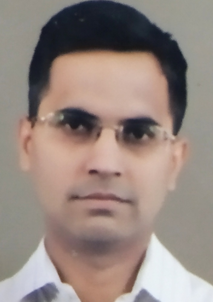 DR. MUKTAK VYAS