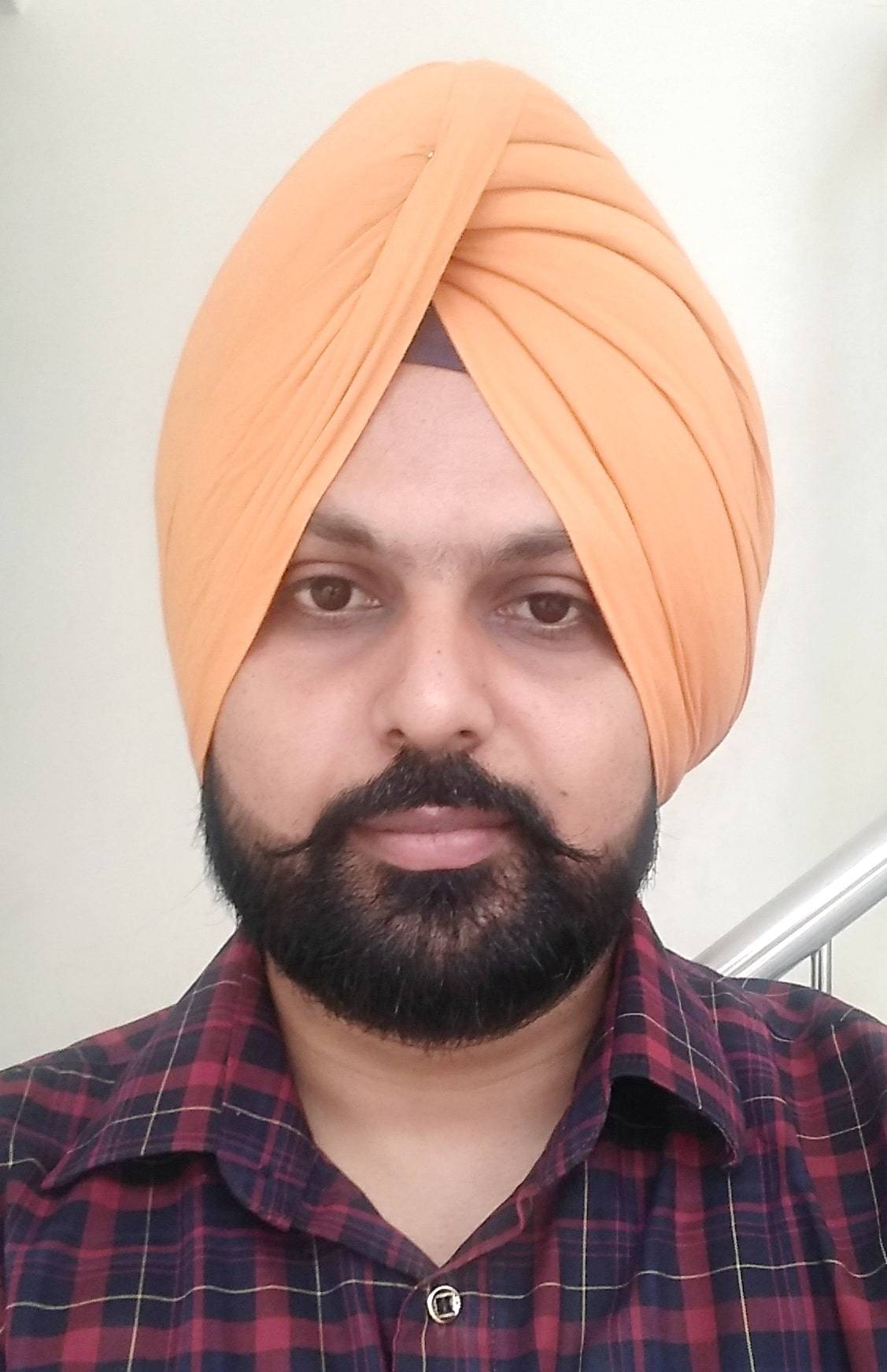 DR HARI SINGH DHILLON